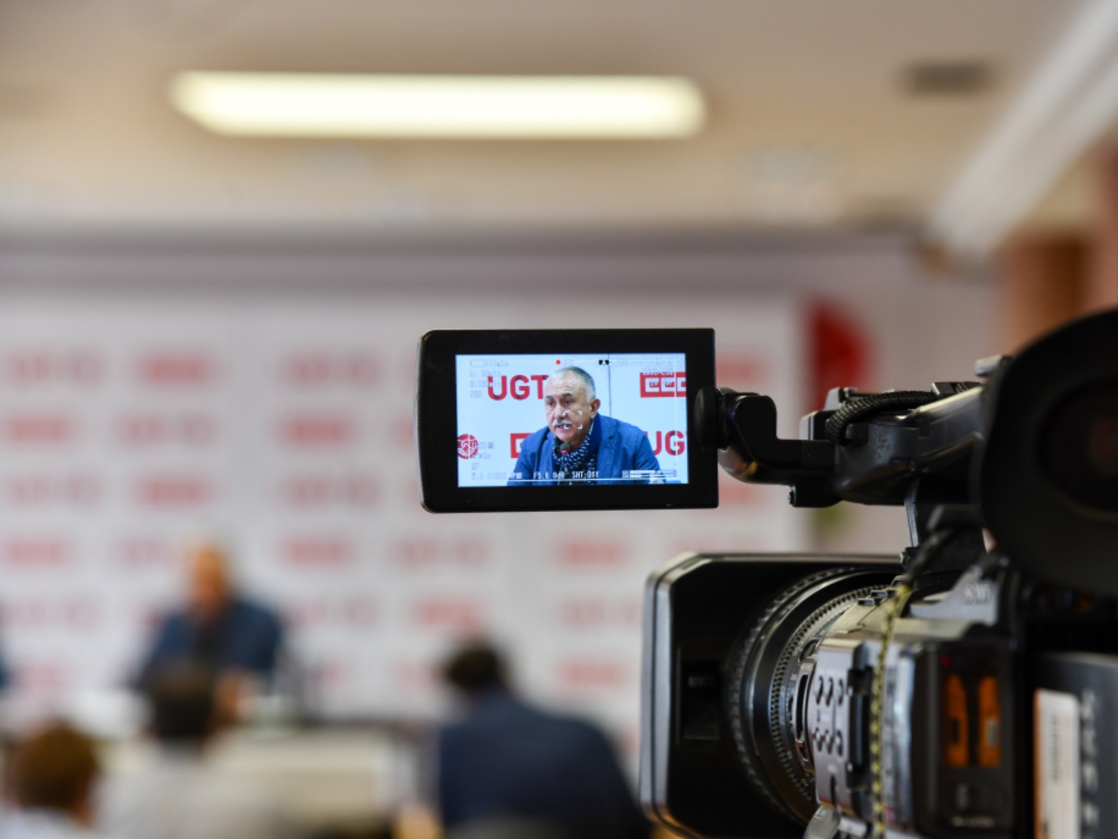 UGT pone en valor las medidas fiscales del Gobierno - UGT Región de Murcia