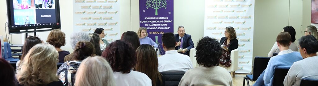 FADEMUR: «17 de las 52 asesinadas por violencia de género este año eran mujeres rurales»