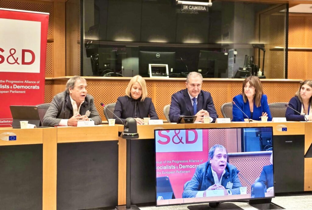 UGT defiende en el Parlamento Europeo una transición industrial, ecológica y digital con el empleo de calidad en el centro