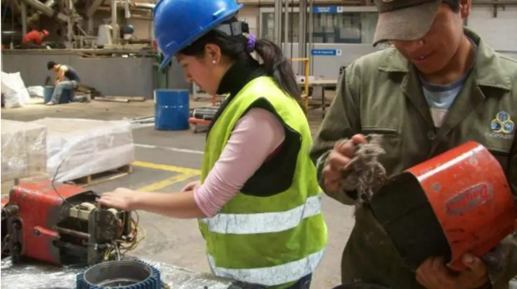 La Región de Murcia reduce el paro en 4.856 personas y suma 19.000 afiliaciones en el último año