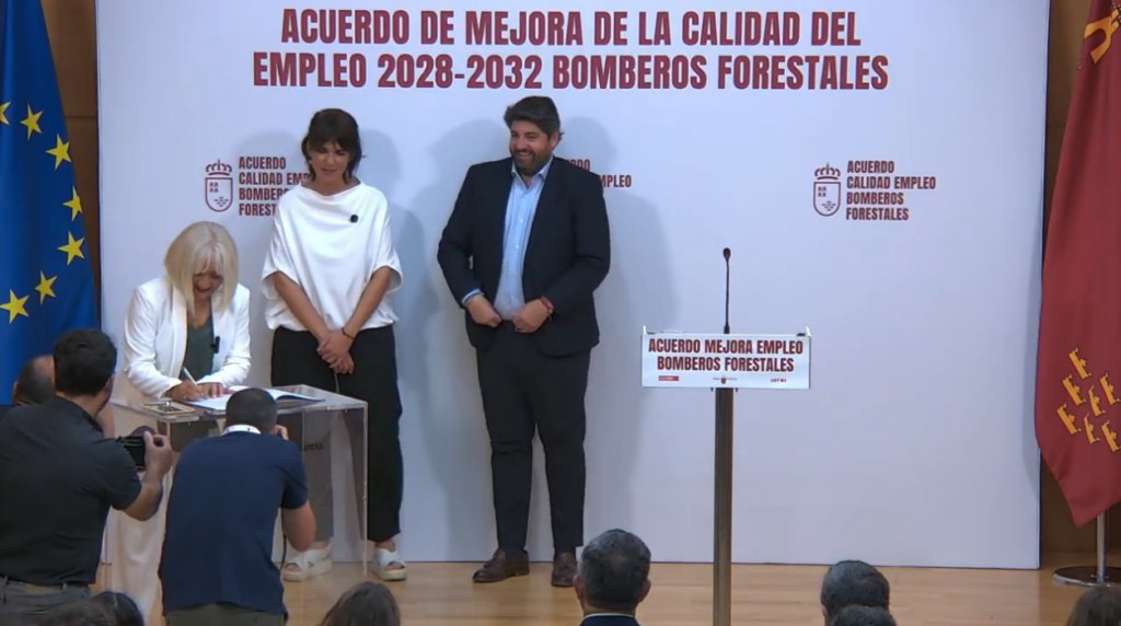 Así es el acuerdo de los bomberos forestales: nuevos efectivos, aumento progresivo del sueldo y cambios en la jornada laboral